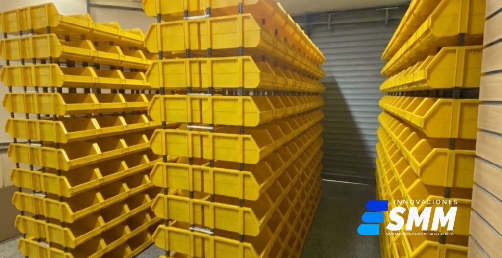 organizadores plásticos abiertos